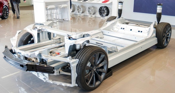 Tesla - front.jpg