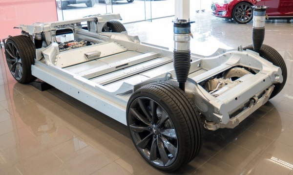 Tesla - rear.jpg