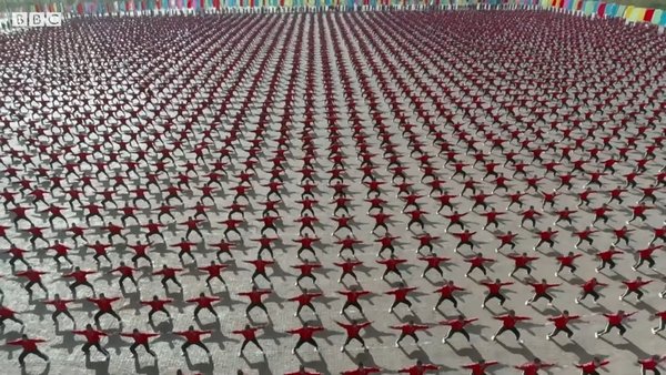 Shaolin Kung Fu Training Spectacular Display Caught From Satellite - 3.jpg