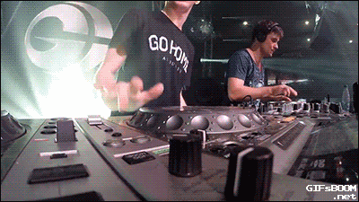 DJ don't touch anything on the consolle.gif