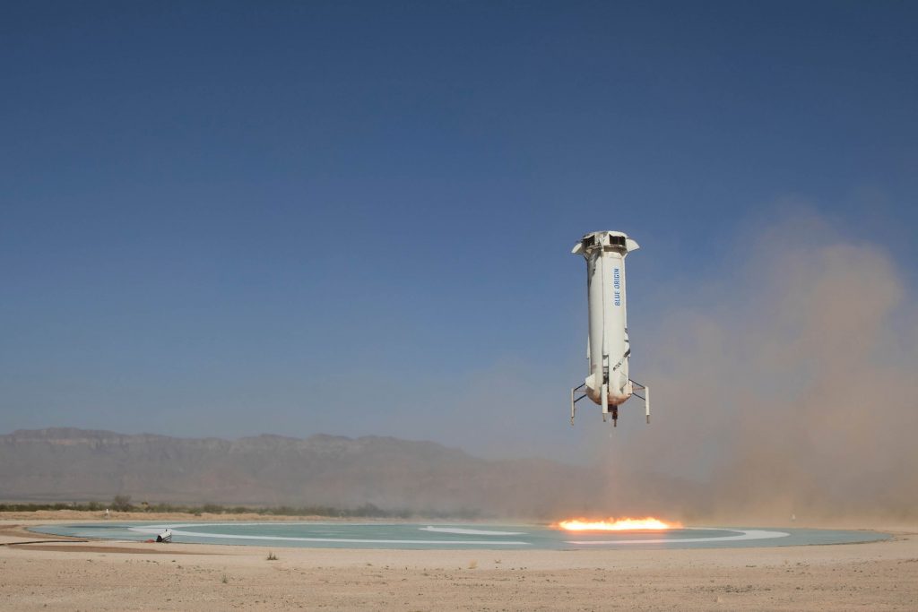 BlueOrigin_NewShepard_M9_BoosterLanding-1024x683.jpg
