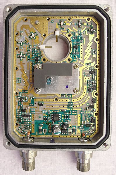 LNB_dissassembled.jpg