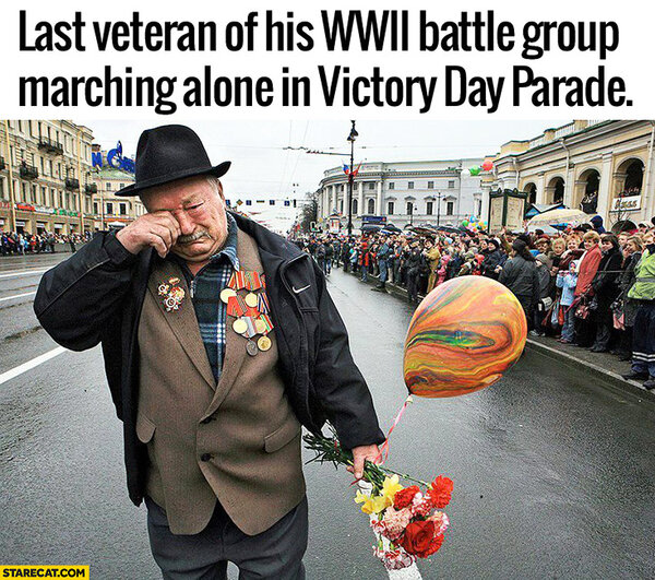 last-veteran-of-his-world-war-ii-battle-group-marching-alone-in-victory-day-parade.jpg
