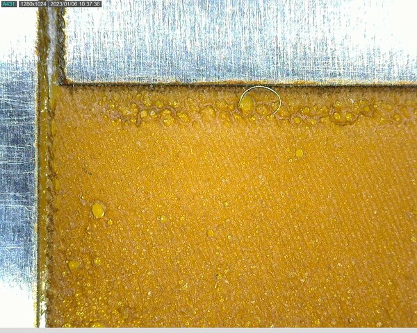 U4 larger area peels off.jpg
