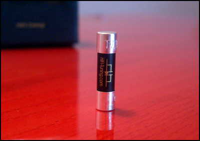 supreme-single-new01-400-frame.jpg