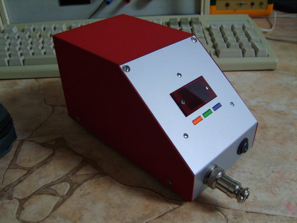 red_S8001943.JPG